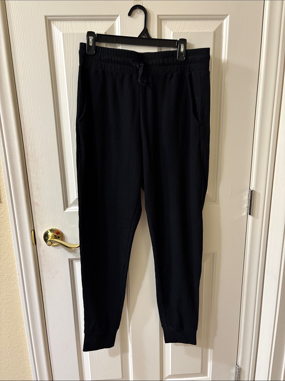 Women's Black Ribbed Jogger Pants - Casual Comfort